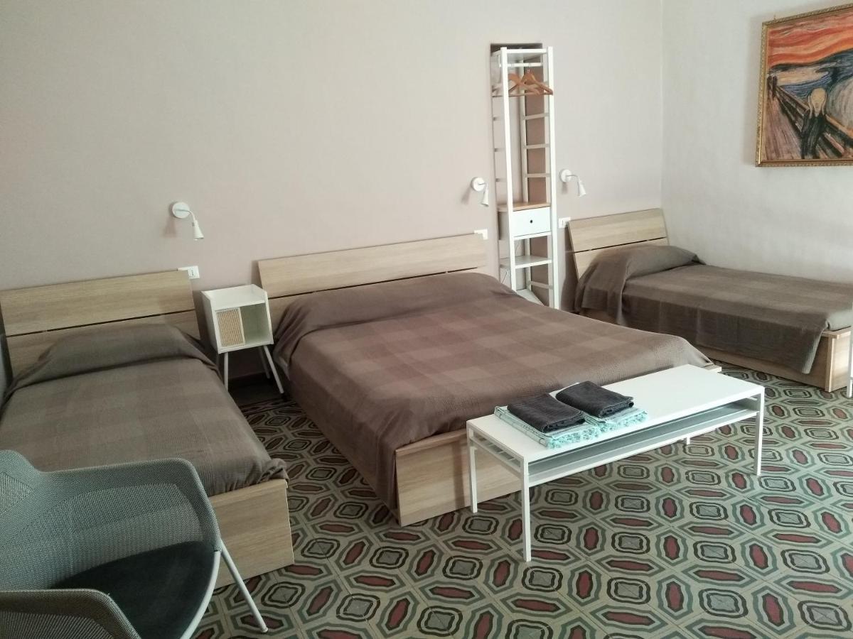 3D House Catania Centro Apartment Luaran gambar